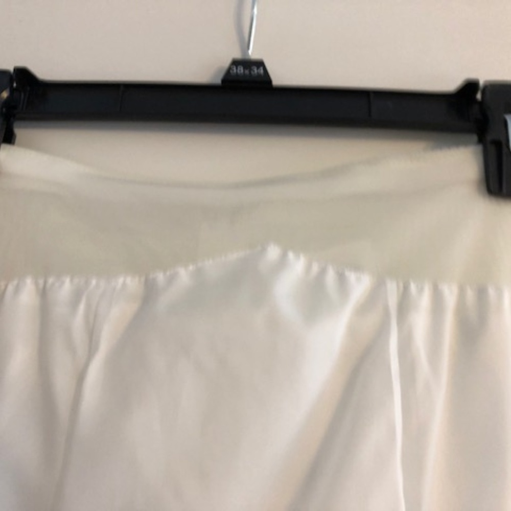 David's Bridal Petticoat Underskirt - Picture 2 of 3